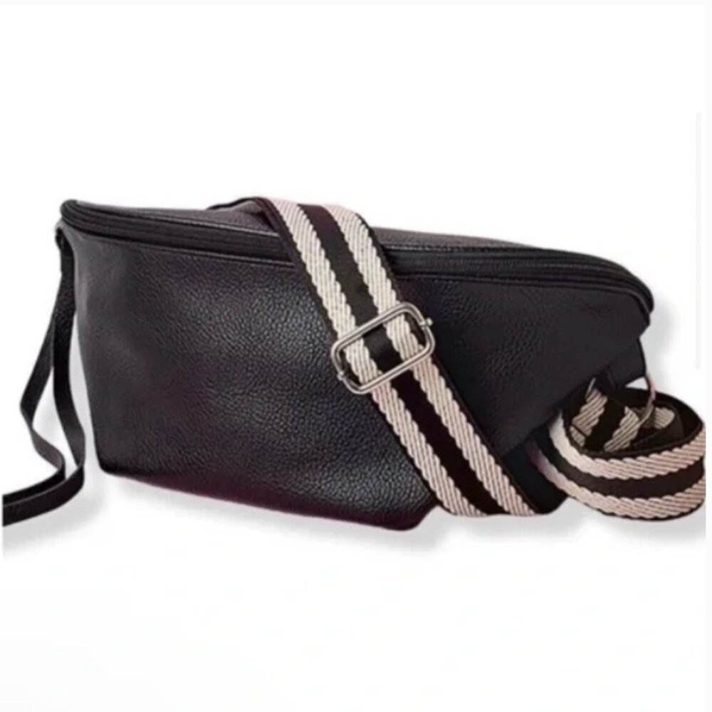NWT Ulta‎ Beauty black pebbled faux leather crossbody belt bag